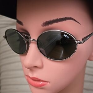 Revo Python 1 Sunglasses New in Case